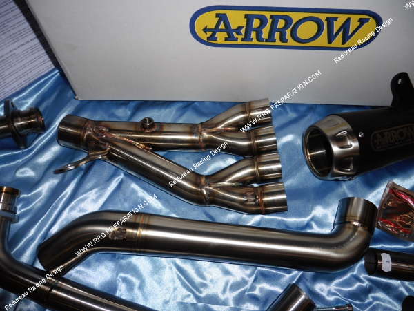 Photo de la ligne de pot d'échappement ARROW PRO-RACE pour Honda CB 650 R et CBR 650 R 2019