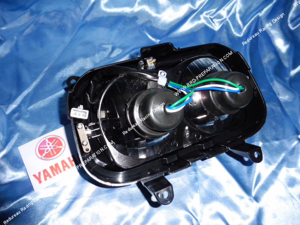 Photo de l'optique de phare avant YAMAHA pour scooter MBK BOOSTER et YAMAHA BW'S à partir de 2004