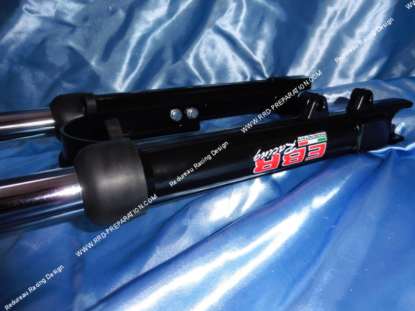 Photo de la fourche EBR RACING COMPETITION hydraulique noire en aluminium réglable pour PUCH MAXI, PEUGEOT 103 et MBK 51