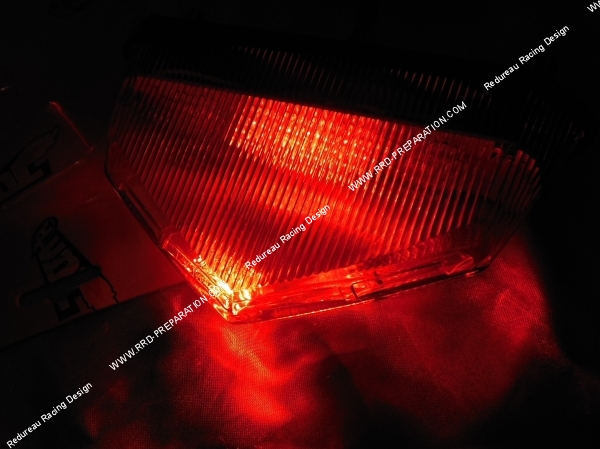 vue Feu arrière TUN'R à leds avec clignotants intégrés universel (mécaboite, scooter, mob)