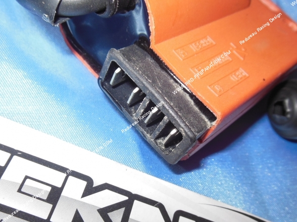 vue Bobine haute tension TEKNIX pour allumage DUCATI sur minarelli am6, DERBI, scooter piaggio après 2000,...