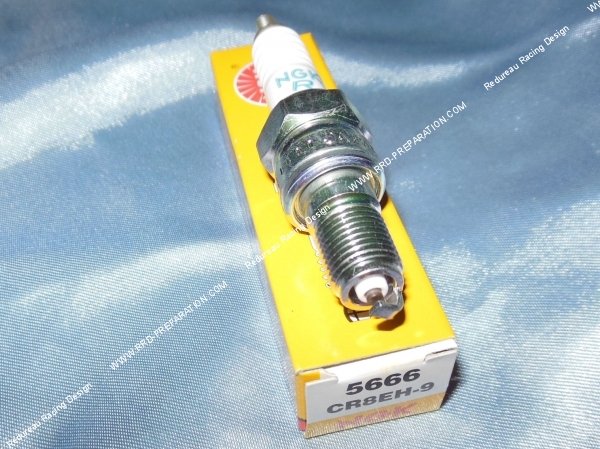 vue Bougie culot long NGK CR8EH-9 (indice chaud)