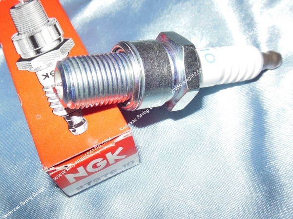 vue Bougie culot long NGK Racing R7376-10 compétition (indice très froid)