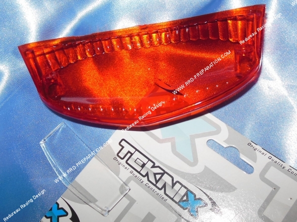 vue Cabochon feu arrière rouge TEKNIX pour scooter PEUGEOT LUDIX
