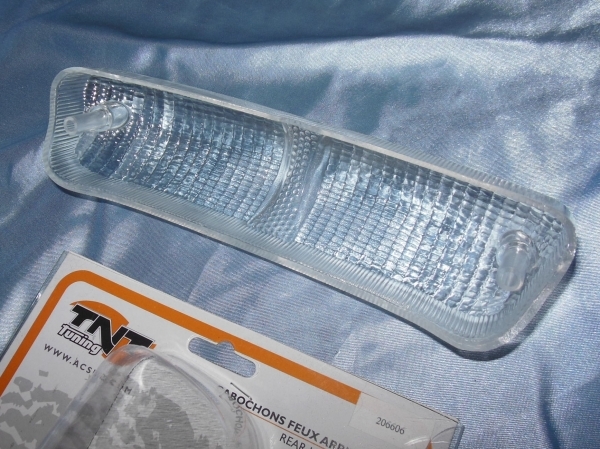 vue Cabochon feu arrière transparent TNT TUNING pour scooter PIAGGIO TYPHOON