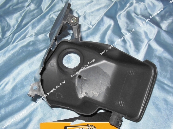 vue Cache haut moteur  volute de refroidissement TUN'R pour scooter PEUGEOT air avant 2007 (buxy, tkr, speedfight...)
