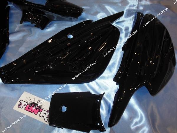 vue Kit 6 pièces de carénage TUN'R pour BOOSTER NG, NEXT... blanc ou noir peint aux choix