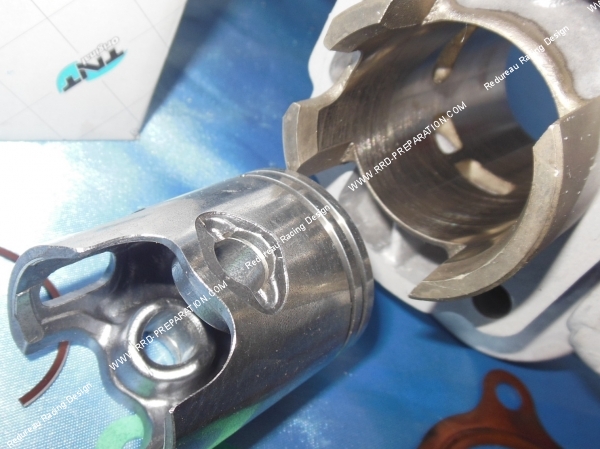 vue piston entrant Cylindre - piston sans culasse 50cc Ø40mm TNT Original aluminium (axe de 10mm) minarelli horizontal air (ovetto, neos, ...)
