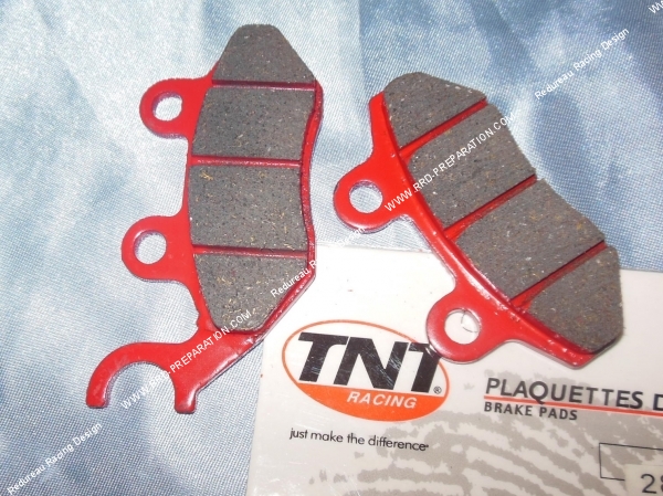 vue Plaquettes de frein TNT Racing pour étrier kit gros frein TNT sur Booster MBK, YAMAHA, scooter Peugeot, vue Plaquettes de frein TNT Racing pour étrier kit gros frein TNT sur Booster MBK, YAMAHA, scooter Peugeot,