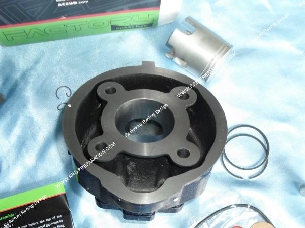 zoom prepa Cylindre  piston 50cc sans culasse Ø40mm CARENZI Compétition fonte bleu minarelli am6