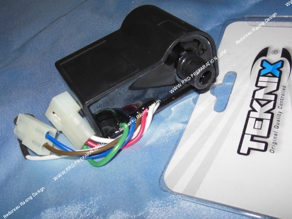 zoom Bobine haute tension CDI intégré TEKNIX type origine pour allumage LEONELLI DERBI